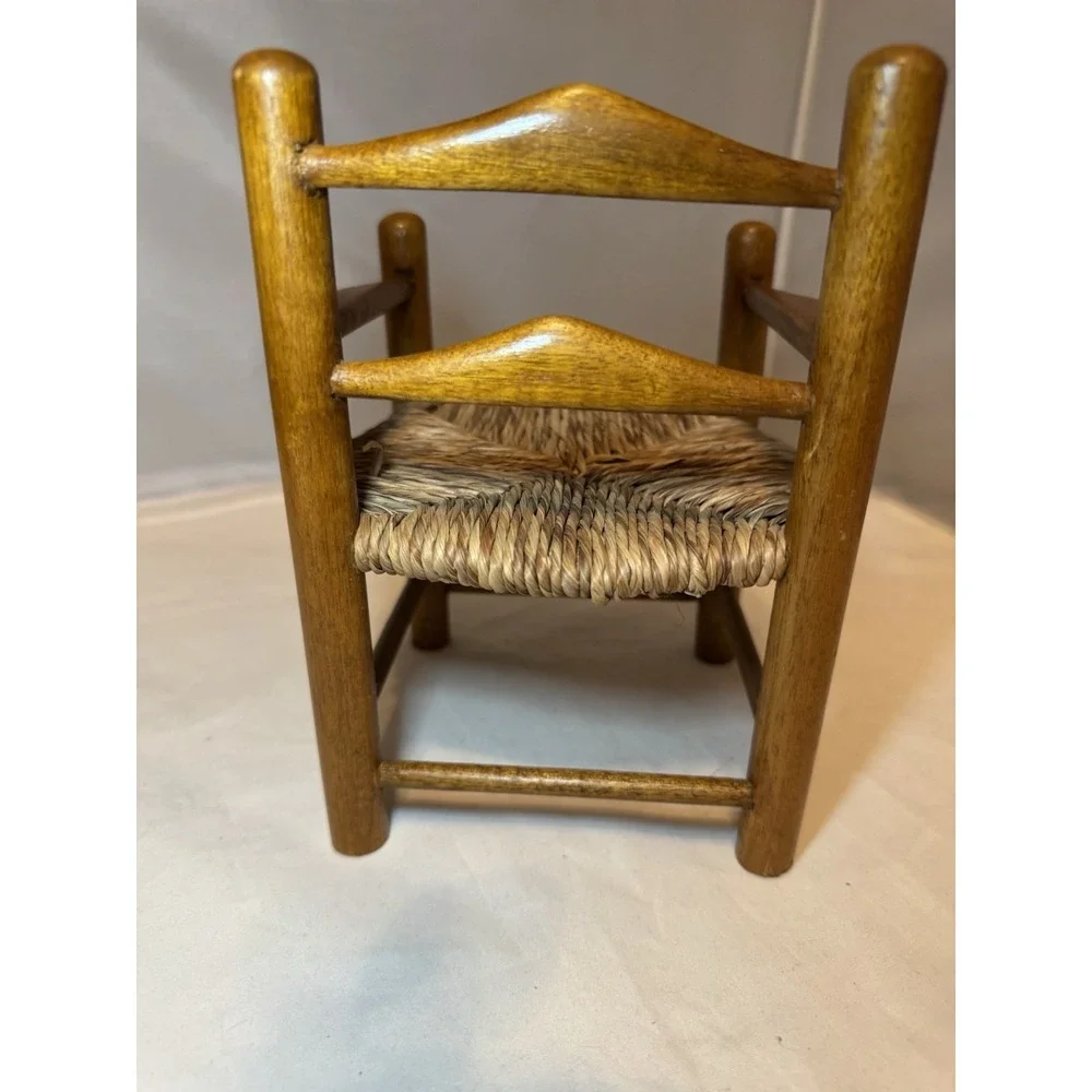 The Unbranded Brand vintage wooden